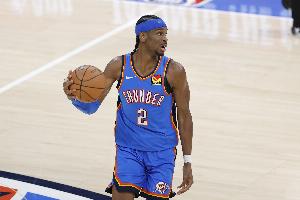 小小里程碑！亚历山大常规赛生涯总得分突破13000 现役第40人