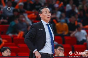 许利民：麦基攻防两端有大作用 能丰富周琦体能的调配&球队技战术