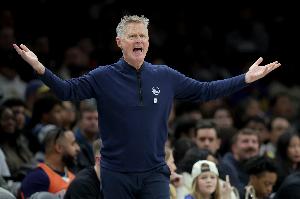 胜率跌破五成了！勇士过去6场比赛仅1胜5负 只赢了火箭