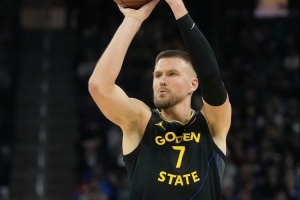 替补这么给力依然难救主！勇士板凳席合砍65分 三人各17分！