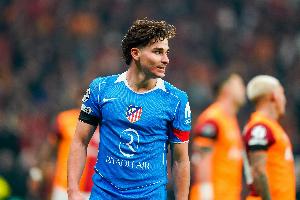 马竞跟队：阿尔瓦雷斯团队不希望球员在马竞踢球，一直撺掇他转会