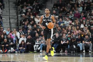 几乎出手就有！福克斯14中11超高效拿下25分3板9助1断