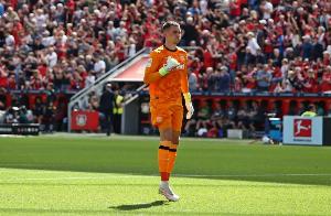 科瓦尔：我在滕哈赫执教勒沃库森前就决定离队，离开前都没见过他