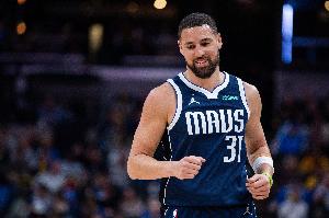 场均11.9分2.3板！独行侠客战灰熊 克莱轮休不会出战