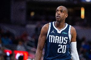 34岁213天！米德尔顿单场至少35分且0失误 历史最老替补