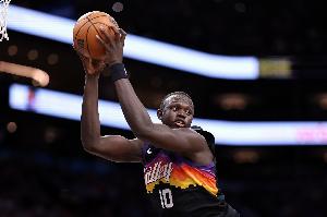 活力十足！马卢阿奇首节出战4分钟2投2中贡献4分3板 其中2前场板