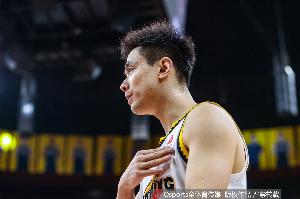 关键发挥！赵继伟出战22分钟砍9分4篮板5助攻3抢断