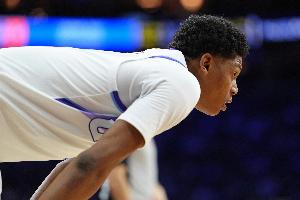 可惜了好手感！贝利遭遇脑震荡本场不会回归 离场前3中3砍下8分