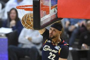 全员得分！骑士13名球员全部登场 都有得分入账