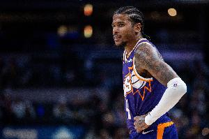 内外开花！杰伦·格林13中7砍半场最高19分 三分9中5