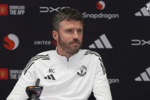 卡里克：正朝着2028年夺冠的目标努力，渴望让曼联达到那样的高度