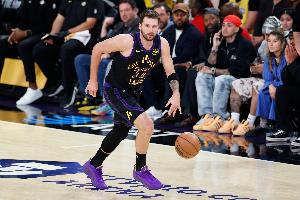 豪取五连胜！东契奇近5战1次50+准三双 两次轰30+三双