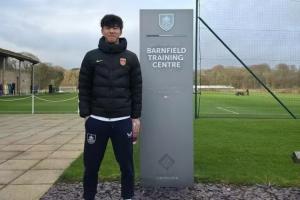 有望闯荡英伦足坛！张家鸣在塞尔维亚达5次出场 就可获英国劳工证