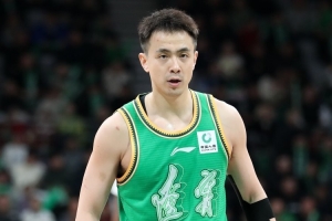 沈阳日报：辽篮掀翻广东男篮强势复苏 是全队奋勇拼搏的体现