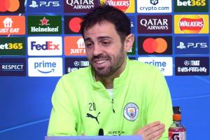 B席谈切尔西球员围圈：我不知道那是在干啥，看起来很搞笑