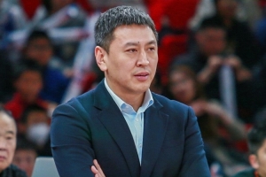 媒体人：王世龙付出输球的代价也要雪藏赵柏青和郭昊文 申明纪律