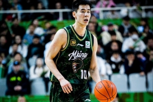 同曦官方：郭昊文赵柏清因传球争执继而辱骂&对抗 向广大球迷致歉