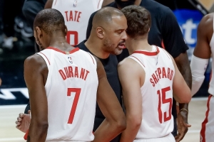 苏群：火箭用失误自杀 伊森失准让KD惨遭夹击 预测湖人下一场轮休