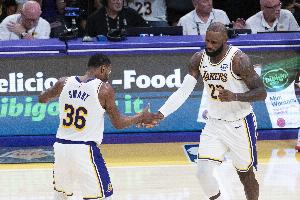 杰弗森：湖人防守时好时坏 指望老詹&斯玛特撑起防守是不可持续的