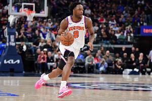 相当高效！阿努诺比13中10高效砍26分 三分5中4&首节单节15分