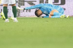 博主：国安今日上午备战京沪大战，伤员韩佳奇、何宇鹏现身