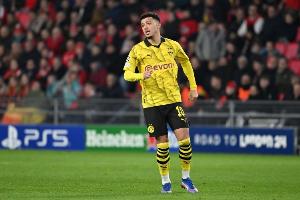 在曼联年薪1600万！图片报：桑乔回多特需大幅降薪 基础年薪600万