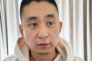 解说：现在的湖人就是楚庄王 一飞冲天 一鸣惊人