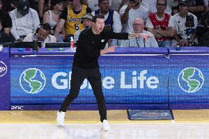 帕金斯：雷迪克重新赢得了更衣室的信任 我们看到了湖人的激情