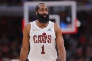 各季后赛球队问题：哈登带飞骑士？火箭无控卫&湖人三星难兼容