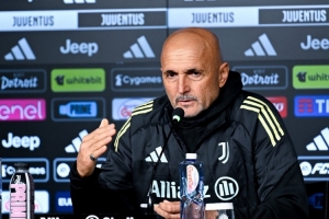 斯帕莱蒂：尤文不比加拉塔萨雷弱，两场比赛的红牌才是问题的关键