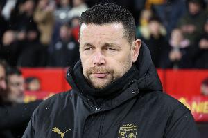 法甲争冠对手！朗斯主帅：我们原则上不同意巴黎为了欧冠推迟比赛