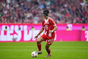 拜仁官方：帕夫洛维奇因髋部受伤缺席本轮对阵柏林联合