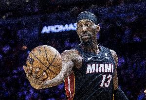 科比会如何看待83分？麦迪：表面上会很职业 私下会跟他聊一聊