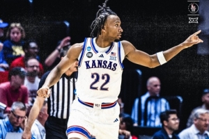 状元热门！彼得森24投11中&三分11中4轰下28分 带领堪萨斯晋级