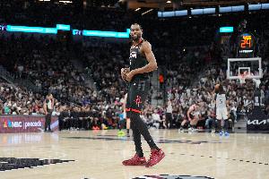 杜兰特：我受到了得分榜前列所有人的启发 希望能够鼓舞下一辈