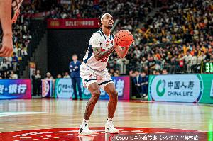 差劲！麦考尔13分钟8投仅1中拿到5分 正负值-12