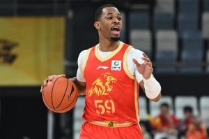 能冲击还全能！塔克17中9拿下28分10板14助三双 8失误太多