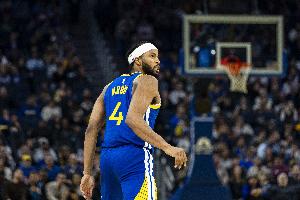 科尔：穆迪非常优秀&很好执教 他每天都努力训练&他今天表现很好