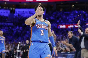 纳斯：我早就预料到麦凯恩会重新找回爆发式得分状态 他人品极佳