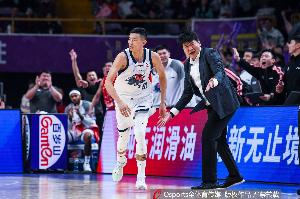 齐鲁晚报：冤家又迎对决！今晚客战新疆，高速男篮剑指三连胜