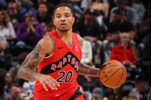 慢慢来吧！富尔茨替补9分钟1中0未得分 送出2次助攻