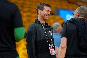 美记：史蒂文斯原是北卡帅位首选 之后选择退出&将专注于助队夺冠