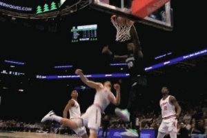 申京你是真狼狈！海兰德击地妙传 兰德尔飞身单臂战斧2+1！