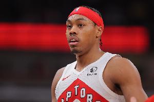 没手感！斯科蒂·巴恩斯11投仅4中拿到9分8板12助2断1帽 正负值-7