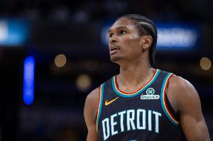 杜伦：奥萨尔是最佳防守球员的级别 大家已习惯他稳定的防守表现