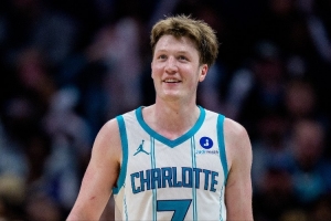 马健：克尼佩尔就是进化版克莱 除三分神准外进攻自主性完爆克莱