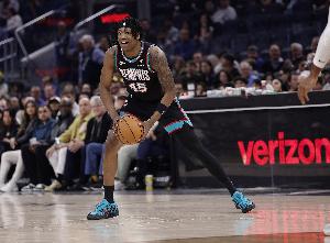 中线压哨三分太帅！GG·杰克逊首节5中4&三分3中2拿到10分