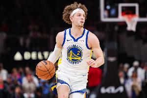 可别拖后腿！波杰姆斯基首节6中1仅拿2分6板2助