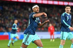 第二春！30岁格纳布里机敏挑射破门，拜仁降薪续约本赛季10球10助