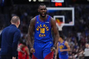 神经刀！小哈达威三分球12中5拿下21分 上半场4中0仅拿1分